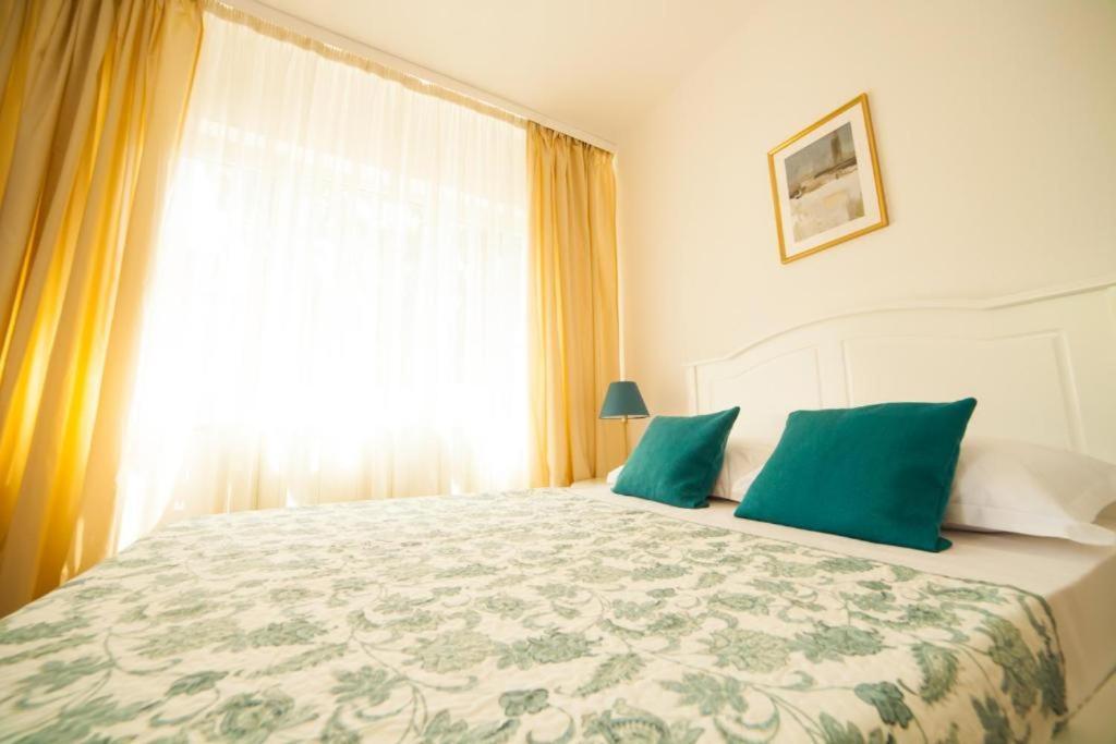 Guesthouse Smart Bucureşti Eksteriør bilde