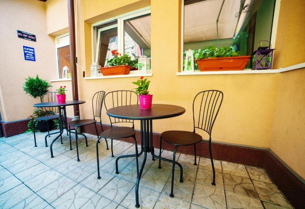 Guesthouse Smart Bucureşti Eksteriør bilde